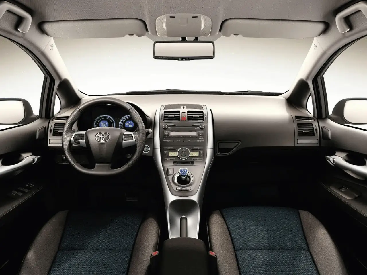 Toyota Auris · 2013 3